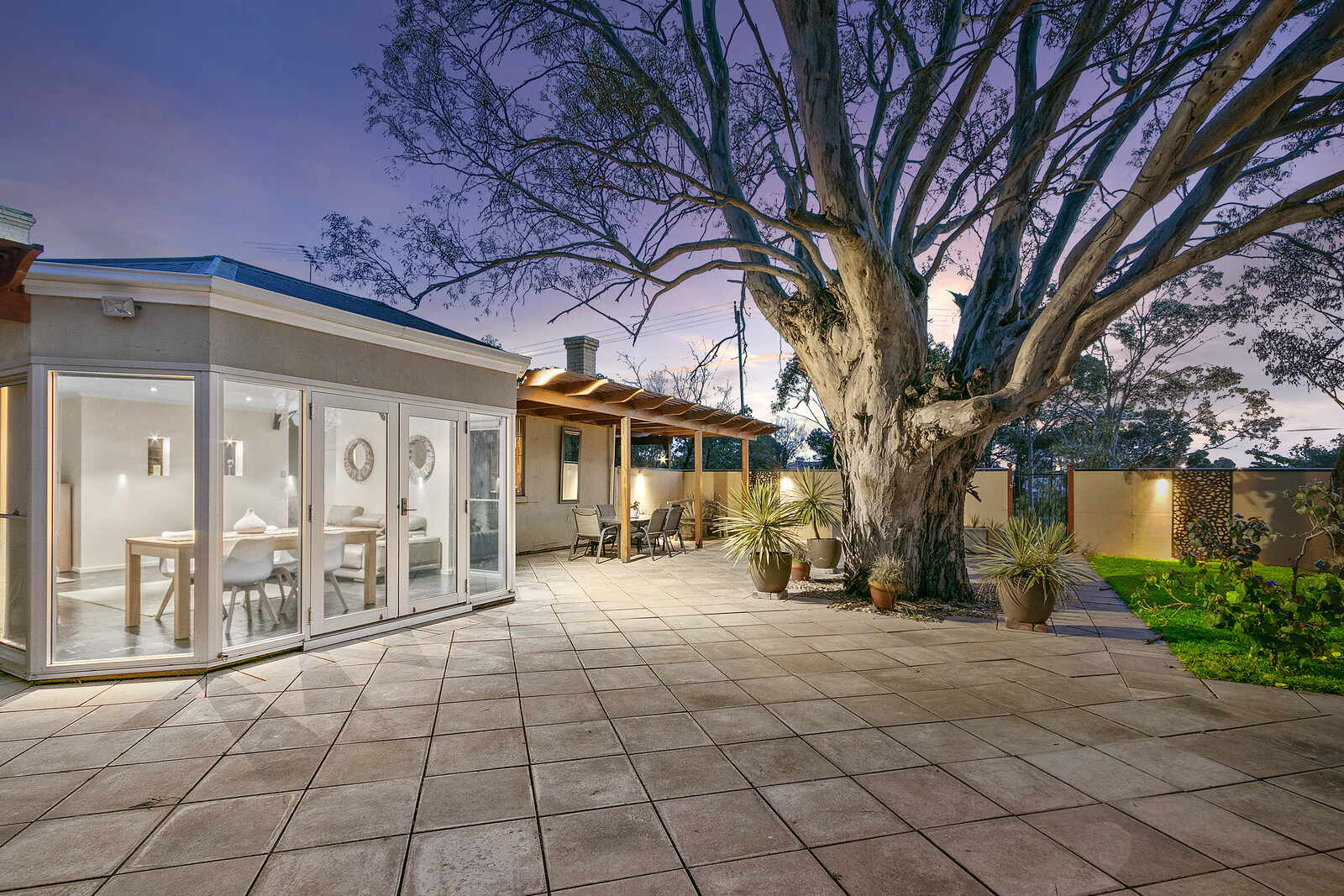 Example image of service